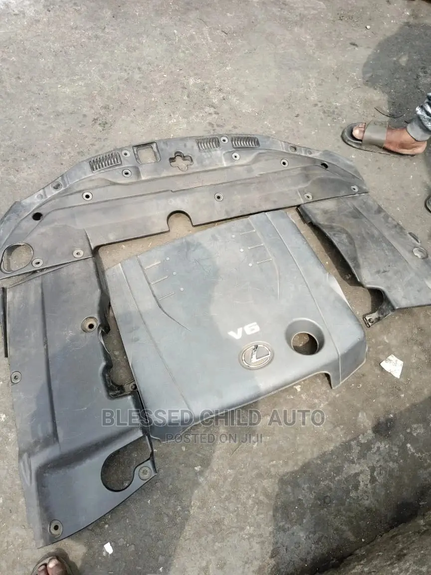 Complete Engine Cover I S 250