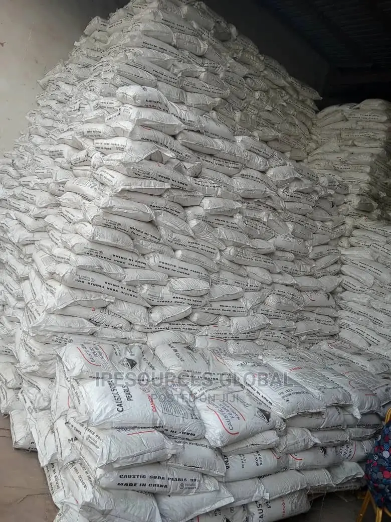Caustic Soda Pearls/Flakes or Sodium Hydroxide 25kg Bag 99%