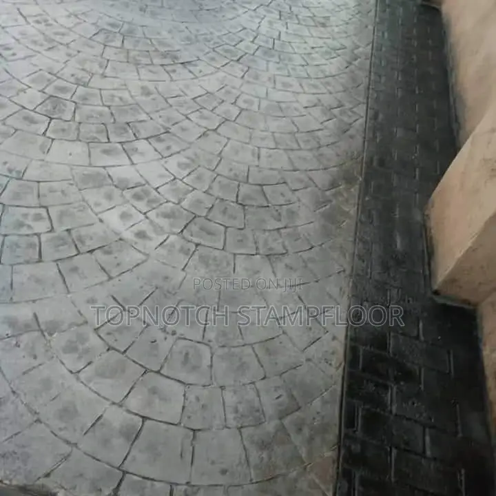 Concrete Floor Design With Color and Patterns
