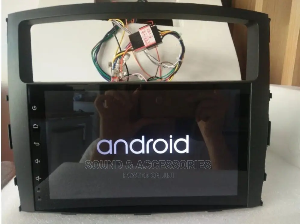 Mitsubishi Pajero 2006-14 Android Player With Reverse Camera