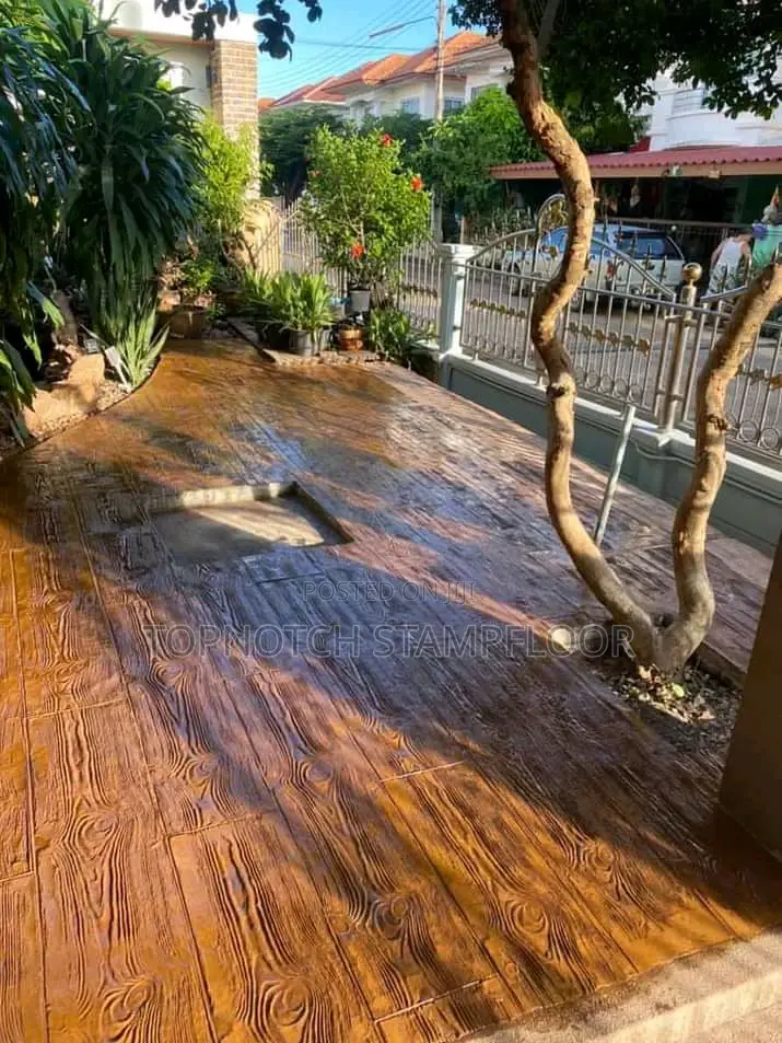 External Hard Floor Design