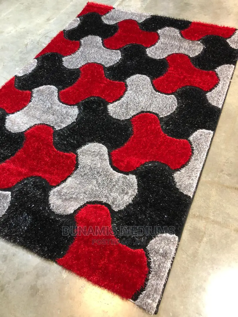 Quality Designer Fluffy Super Soft Center Rug.