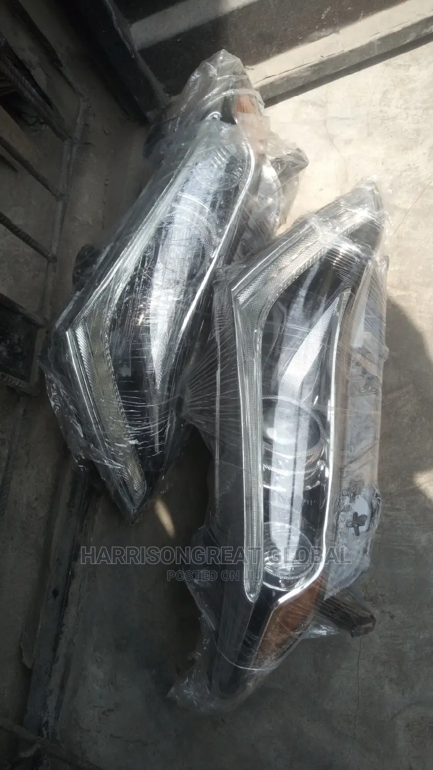 Head Lamp Toyota Venza 2015 LED MODEL