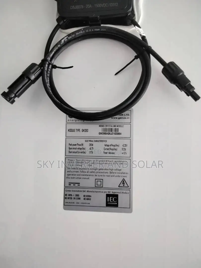 555w Jinko Mono Solar Panels