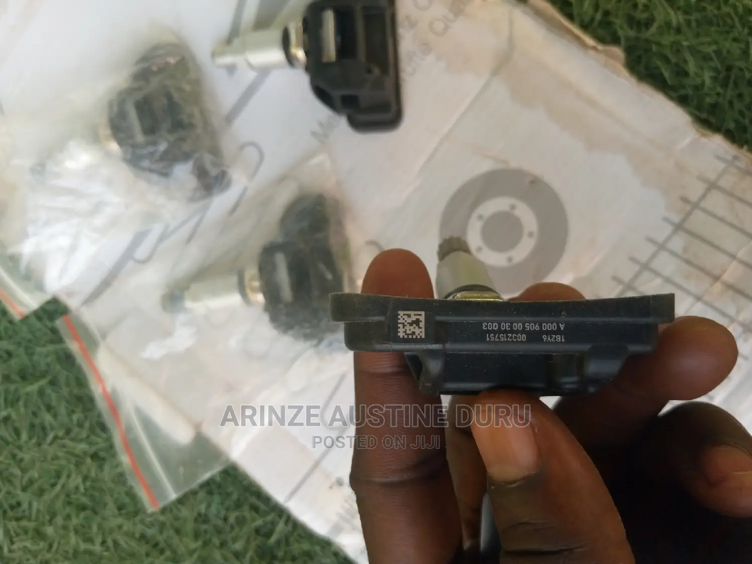 Mercedex Benz Tyres Pressure Sensor Valve