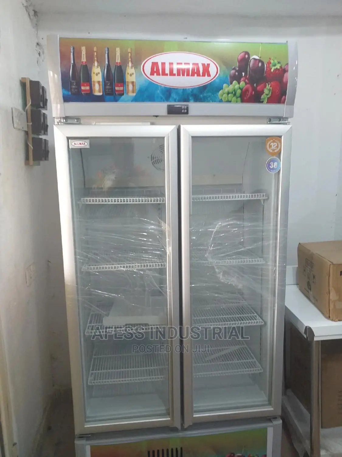 Double Door Chiller Cake Display Chiler