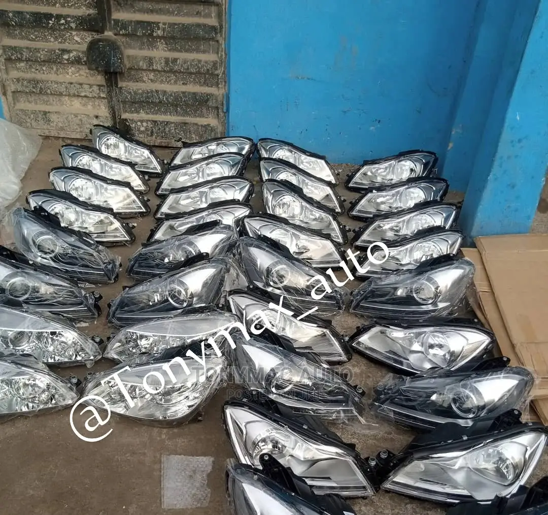 Mercedes Benz C300 2010,2014 Headlights