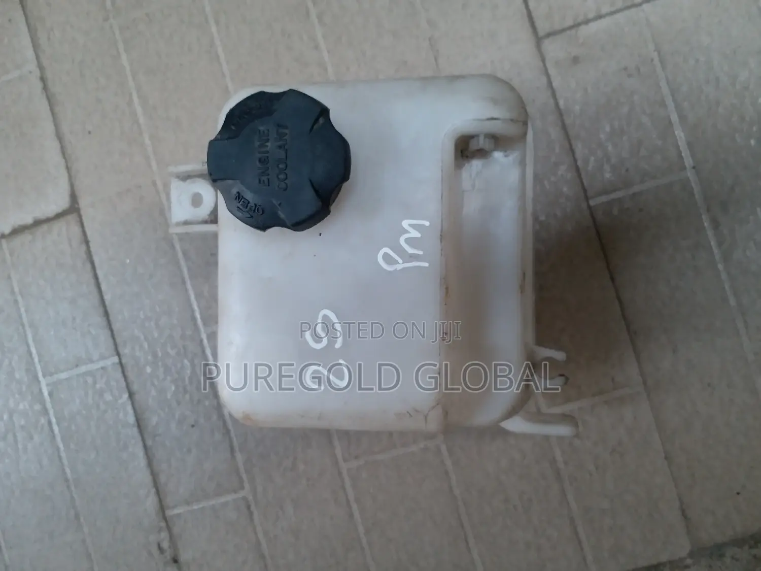 Hyundai Ix35 Water Reservoir