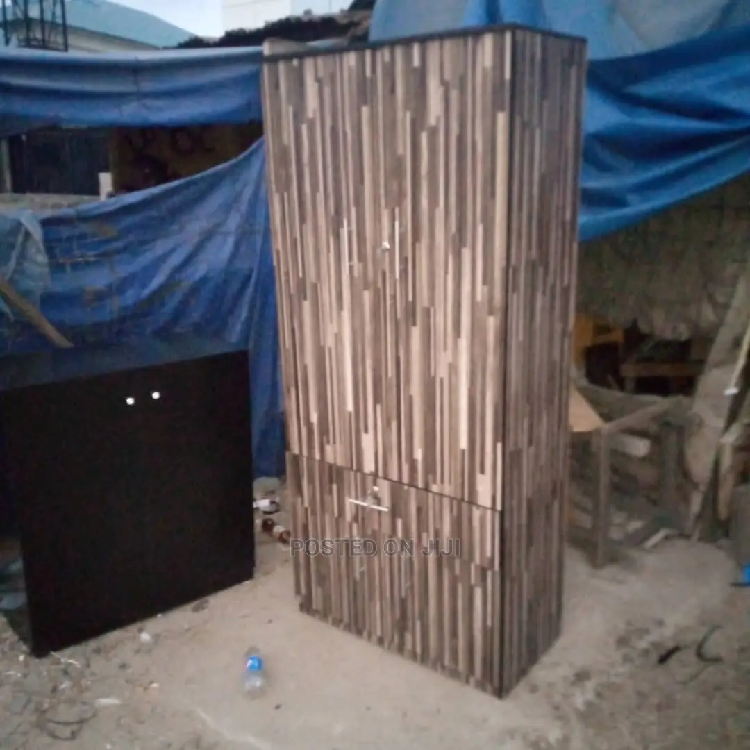 32 Inches Wardrobe Army Colour