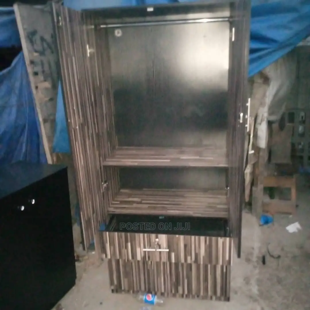 32 Inches Wardrobe Army Colour