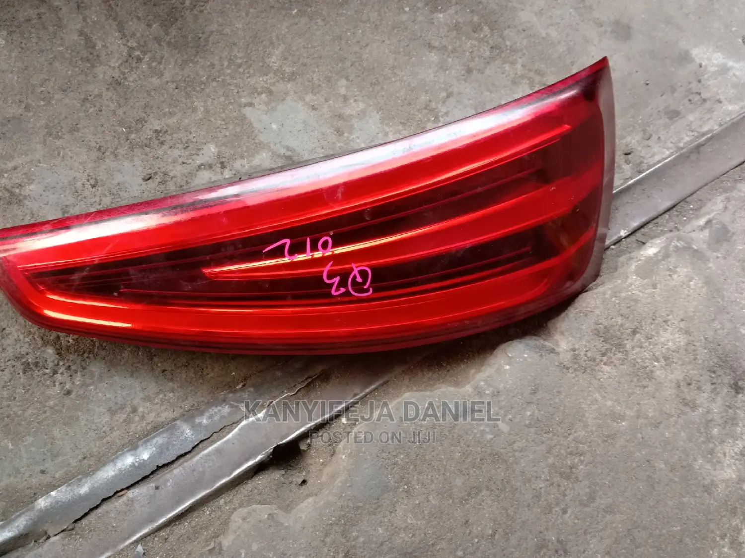 Audi Q3 Back Light