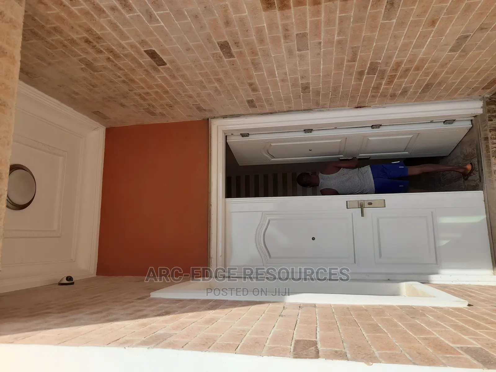 4bdrm Duplex in Apple Junction for sale