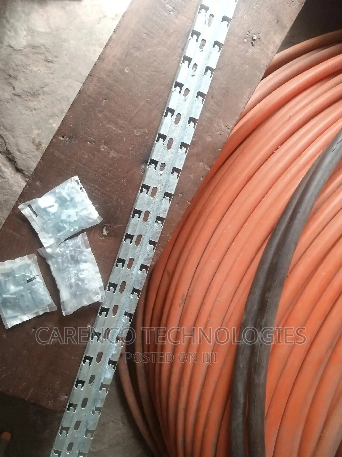 150 X 50mm Basket Cable Tray Hanger And Joints
