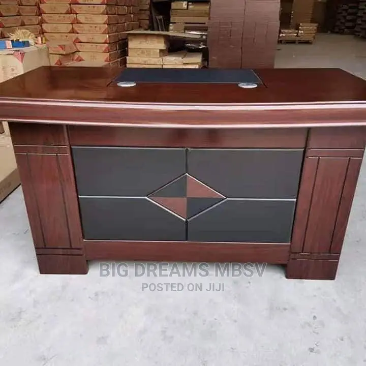 1.6 Jh Executive Director Table