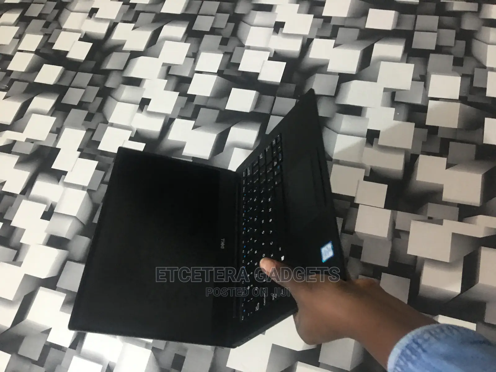 Laptop Dell Latitude 13 7370 8GB Intel Core I5 SSD 256GB