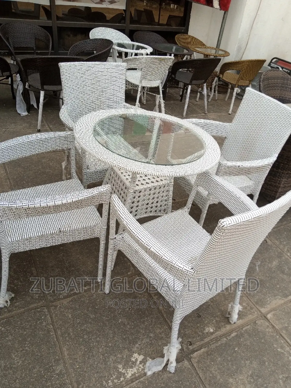 Patios Garden Set / Outdoor Family Garden Dining Table
