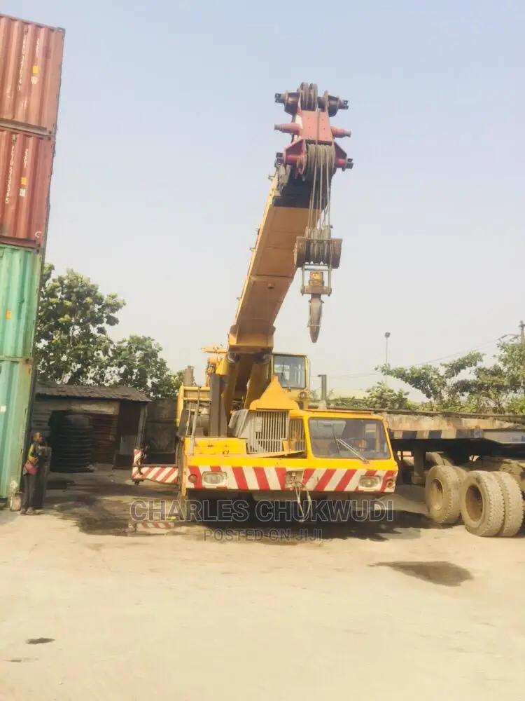 65tons Grove Motorized Crane Tokunbo