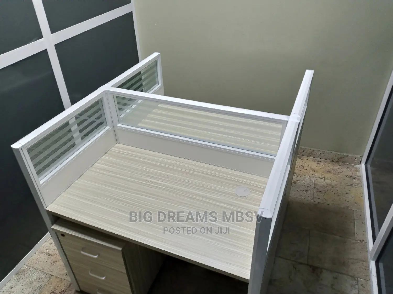By 2 Side Workstation