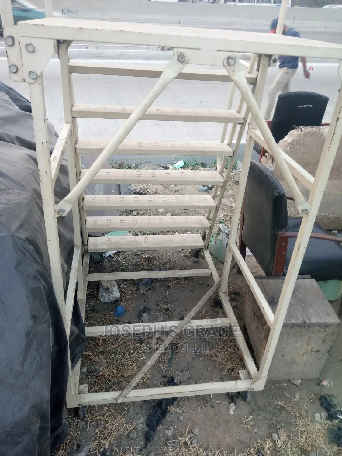 Imported (6mm) Crusade Stage Pulpit (Metal Steel)
