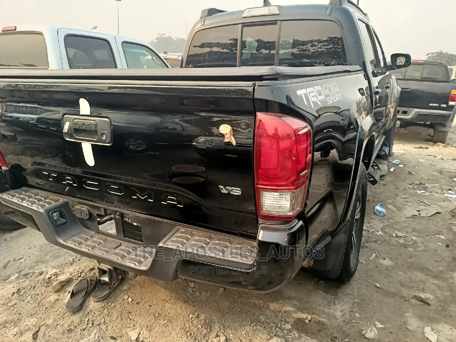Toyota Tacoma 4dr Double Cab 2016 Black