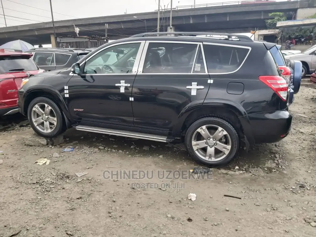Toyota RAV4 Limited 2011 Black