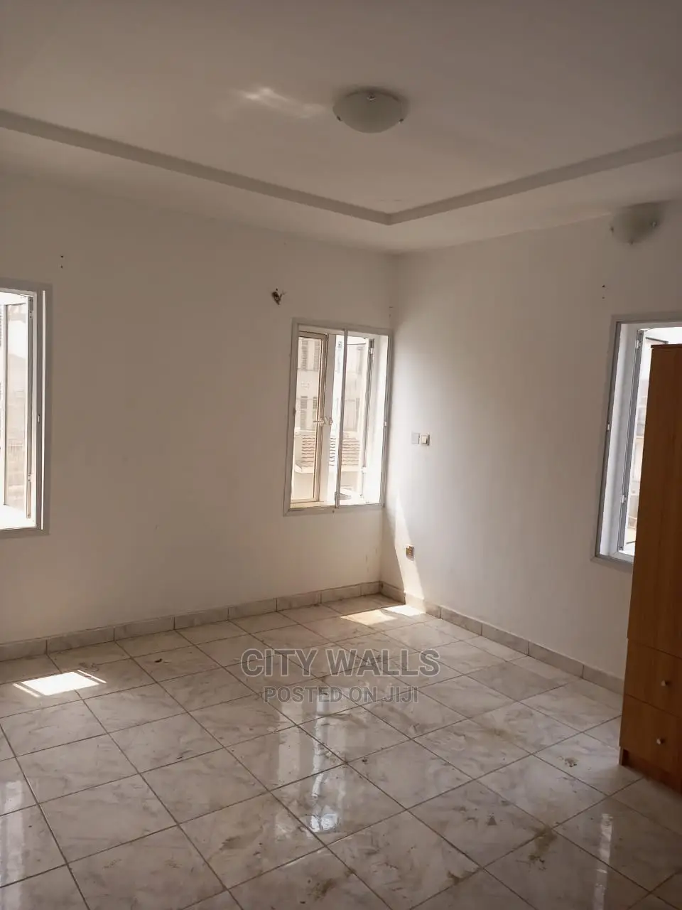 3bdrm Townhouse / Terrace in Osapa london for rent