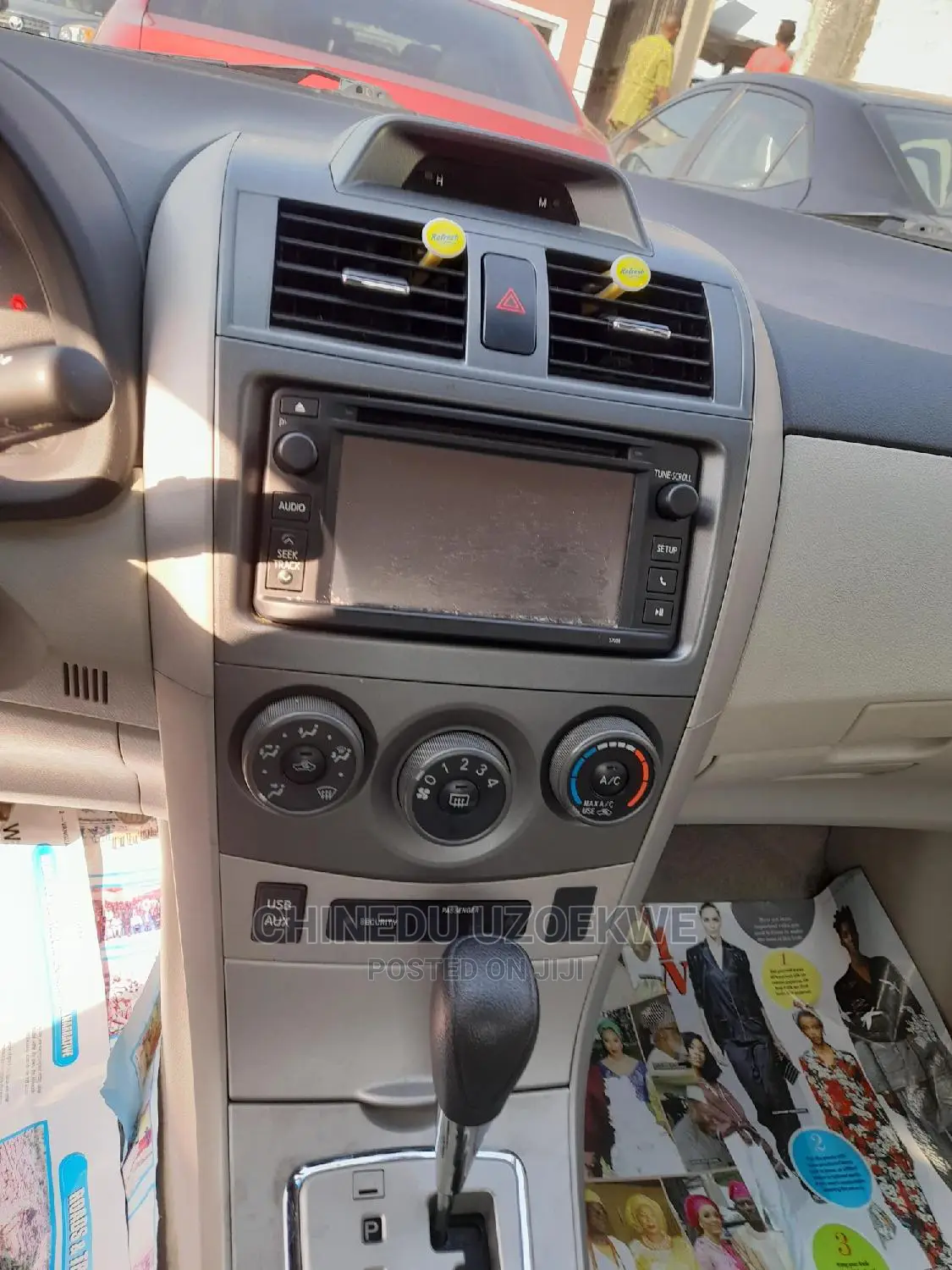 Toyota Corolla 2013 Gold