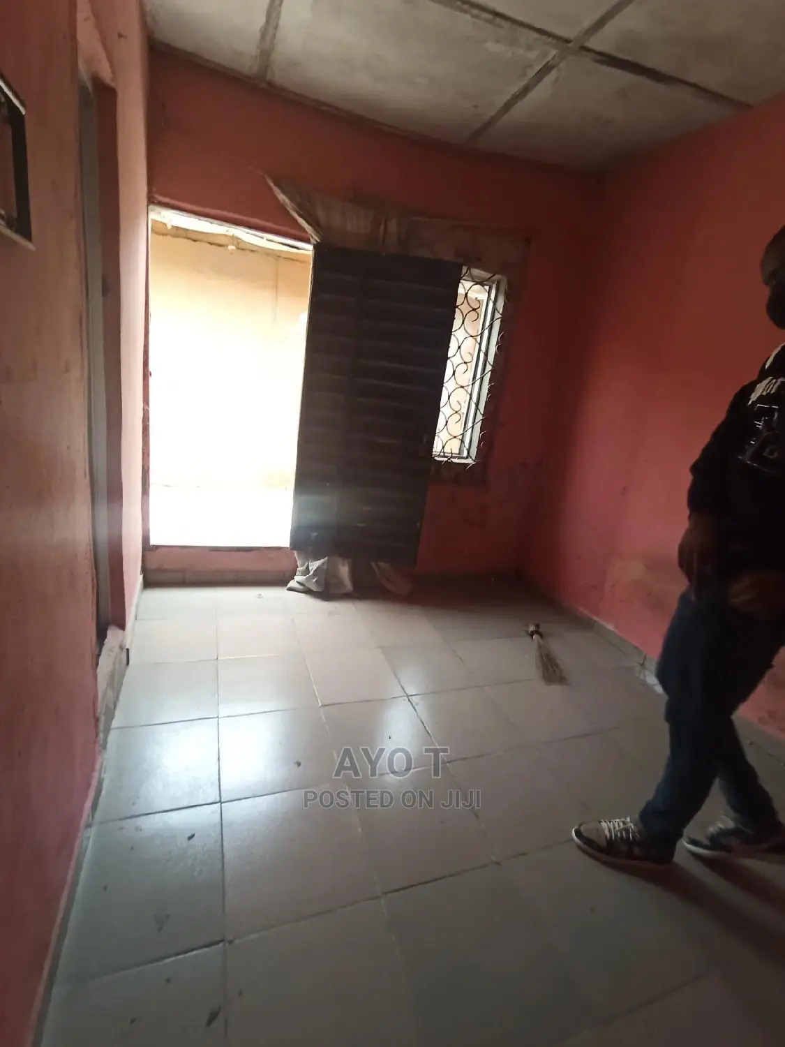Studio Apartment in Bariga for rent