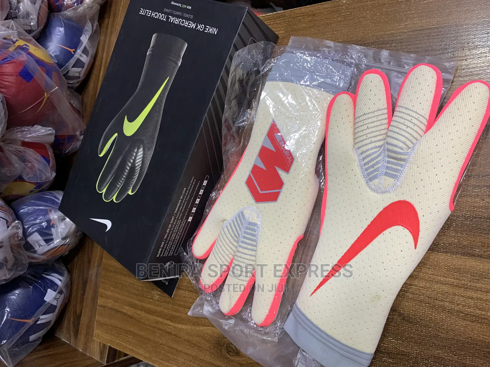 Nike Gk Mercurial Touch Elite Goal Keepers Glove