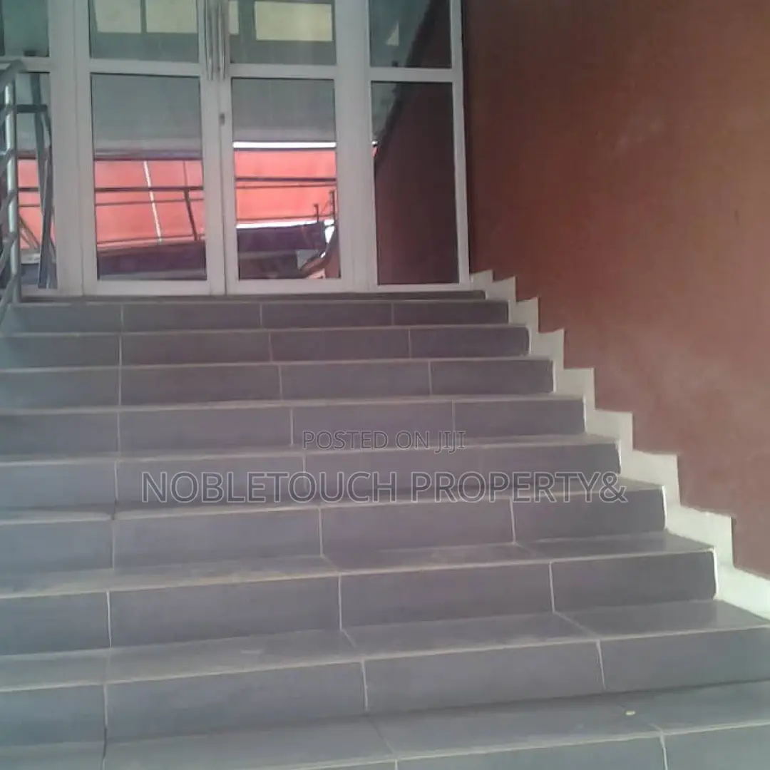 Standard 32 Rooms Hotel With Modern Facilities
