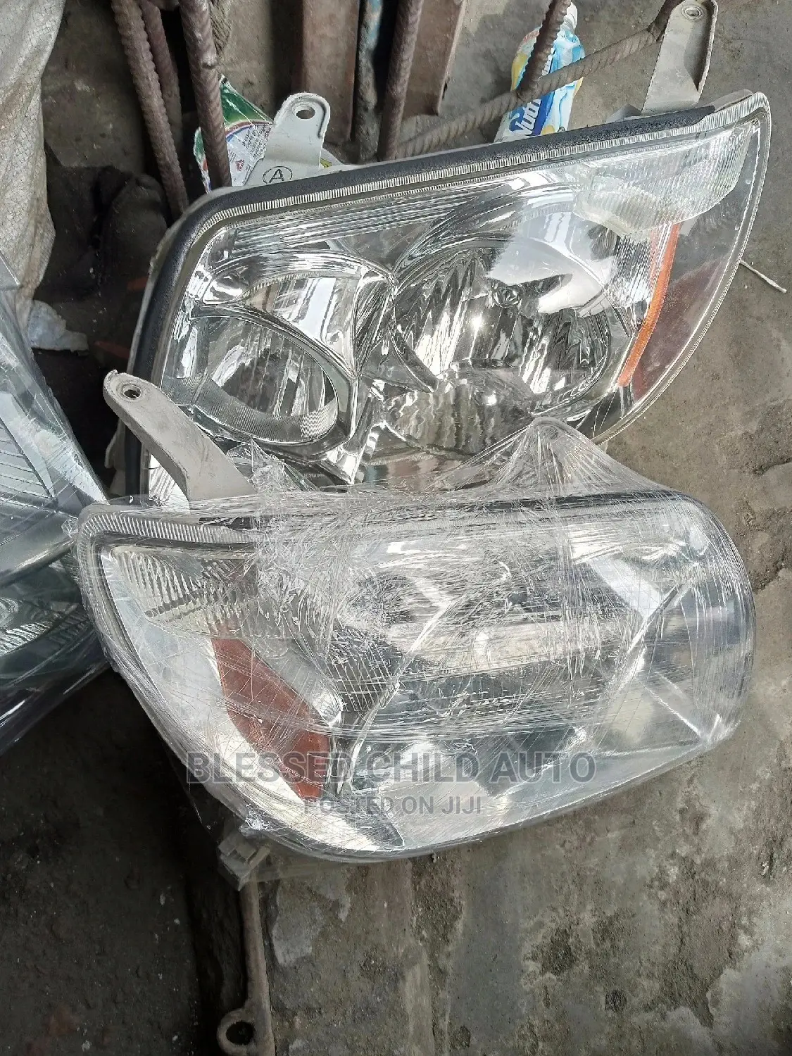 Head Lamp Toyota 4runner 2004