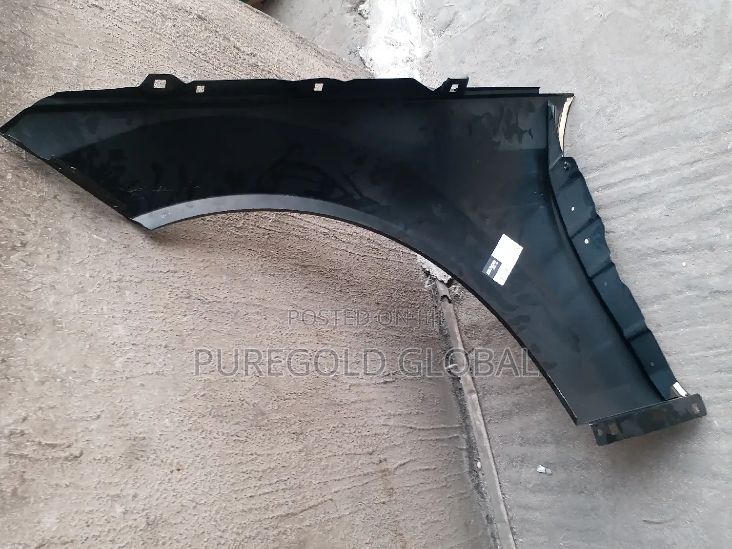 Fender for Mercedes C300