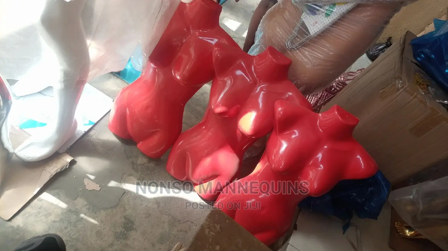 Plastic Half Cover No Back Female Mannequins