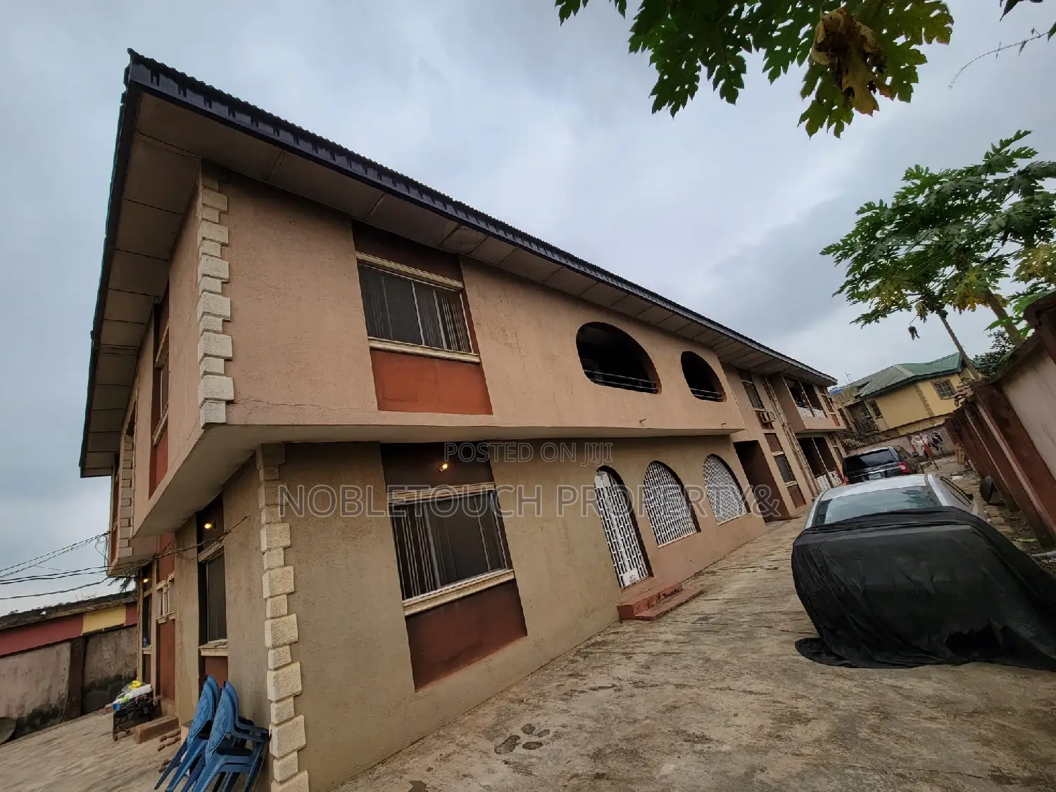 8bdrm Duplex in Ejigbo Lagos for sale
