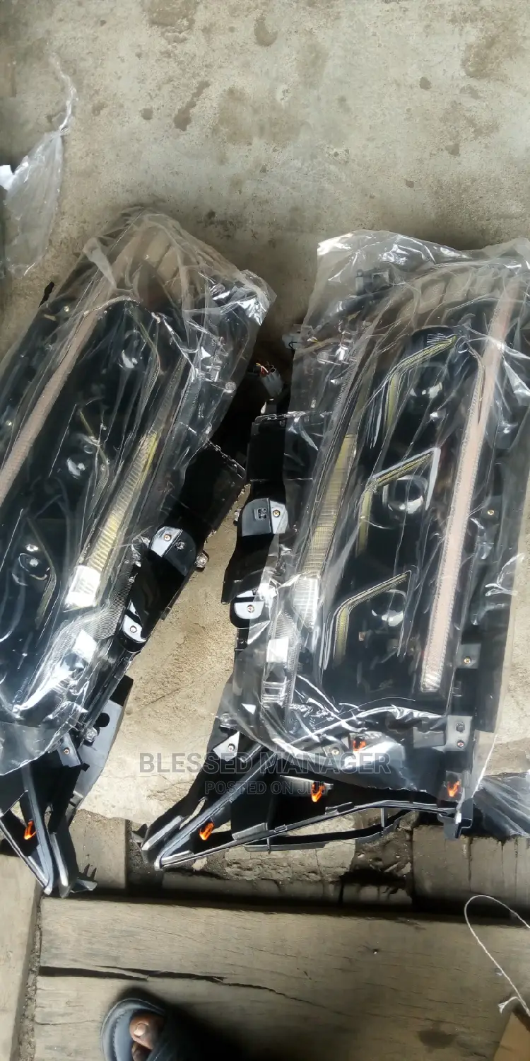 Toyota Prado 2020 Complete Headlight