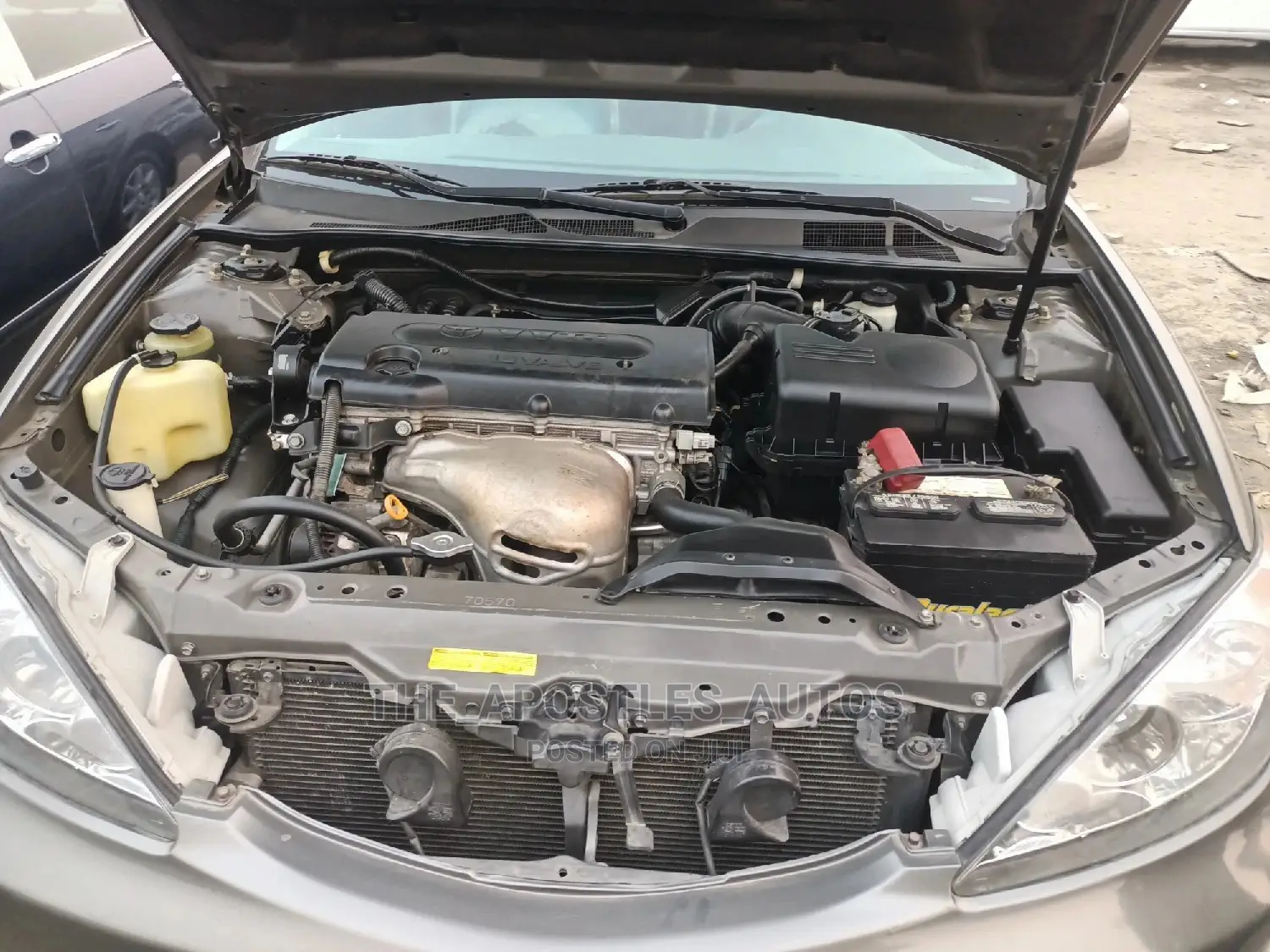 Toyota Camry 2004 Gray