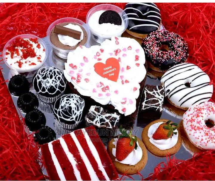 Valentine Cup Cakes