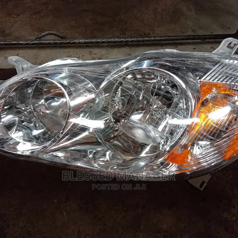 Headlight for Corolla 2005 Model