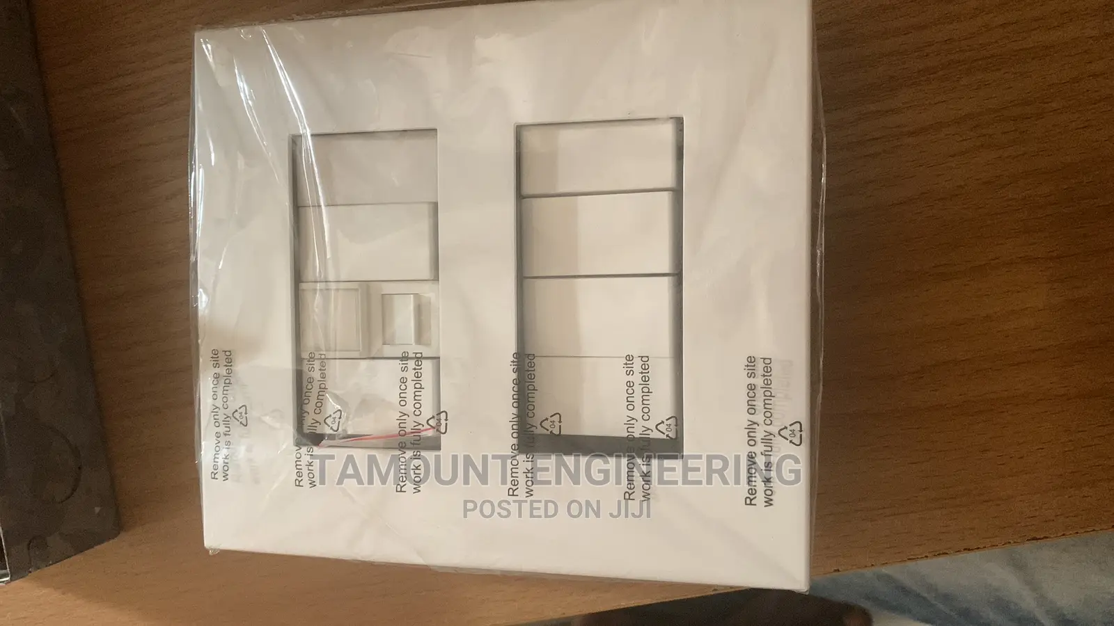 8 Gang Square Grid Switch Legrand