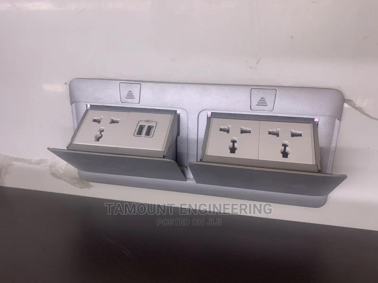Table Top Socket With Usb