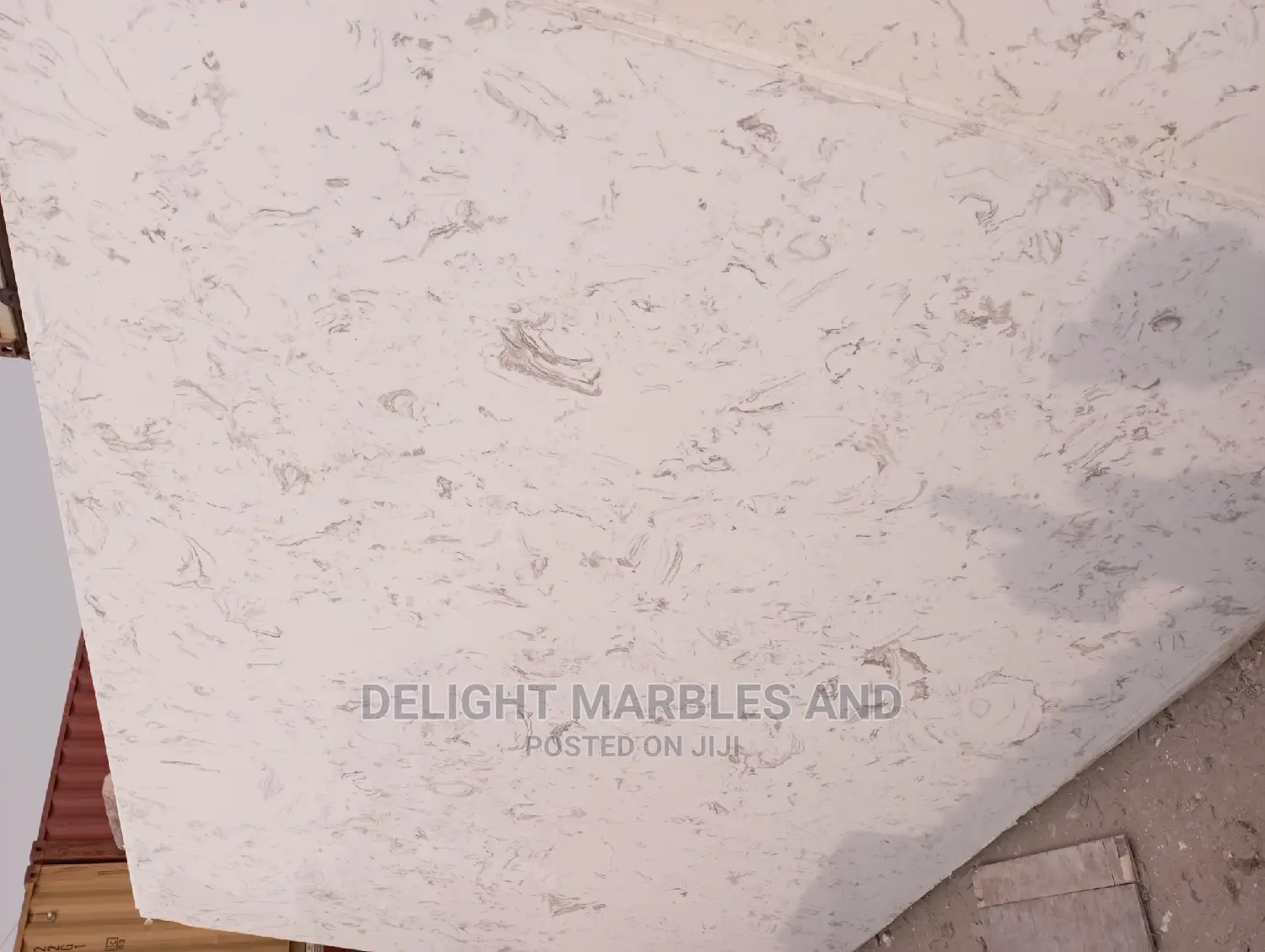 Browndy Gold Marble