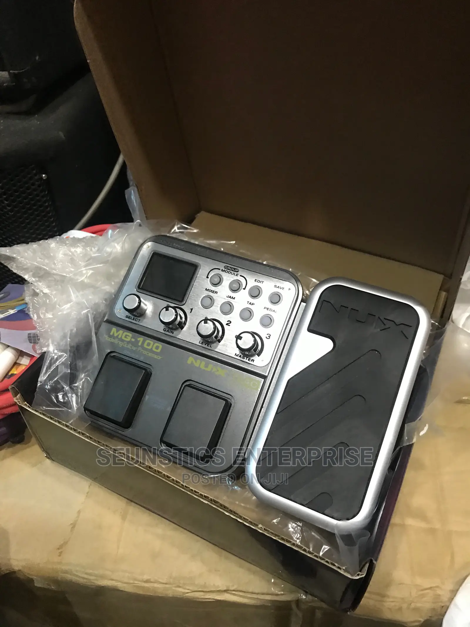 Nux MG 100 Guitar Effects Pedal