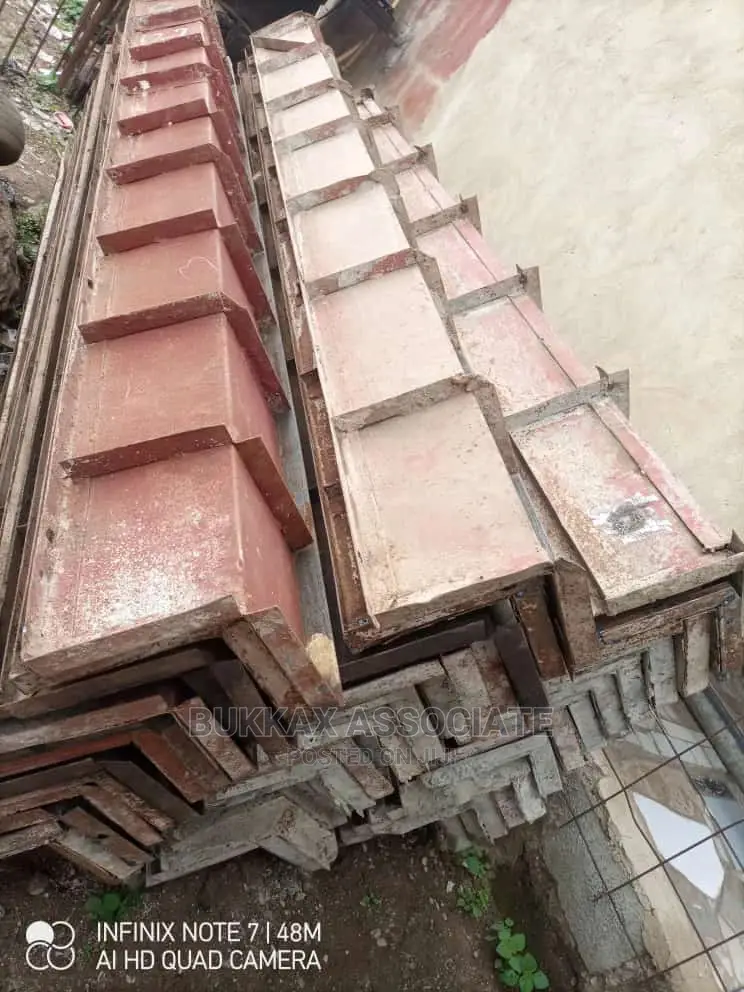 Pillar Panel