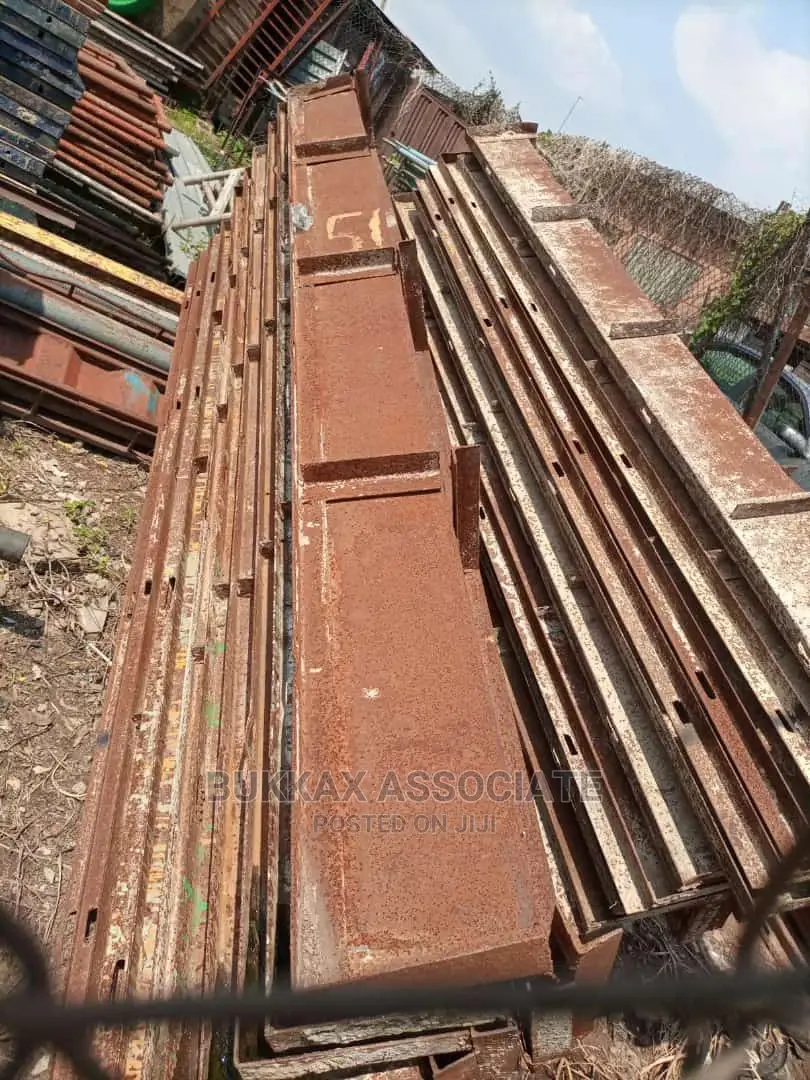 Pillar Panel