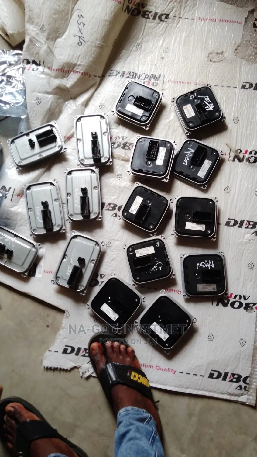 All Types of Benz LED Charger Available