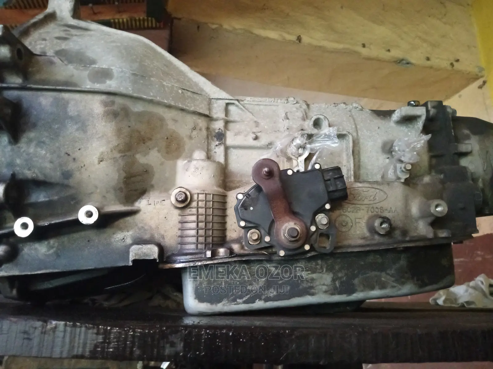 Ford F150 V.8 Gearbox 2 Wheel Drive 2 Sensor
