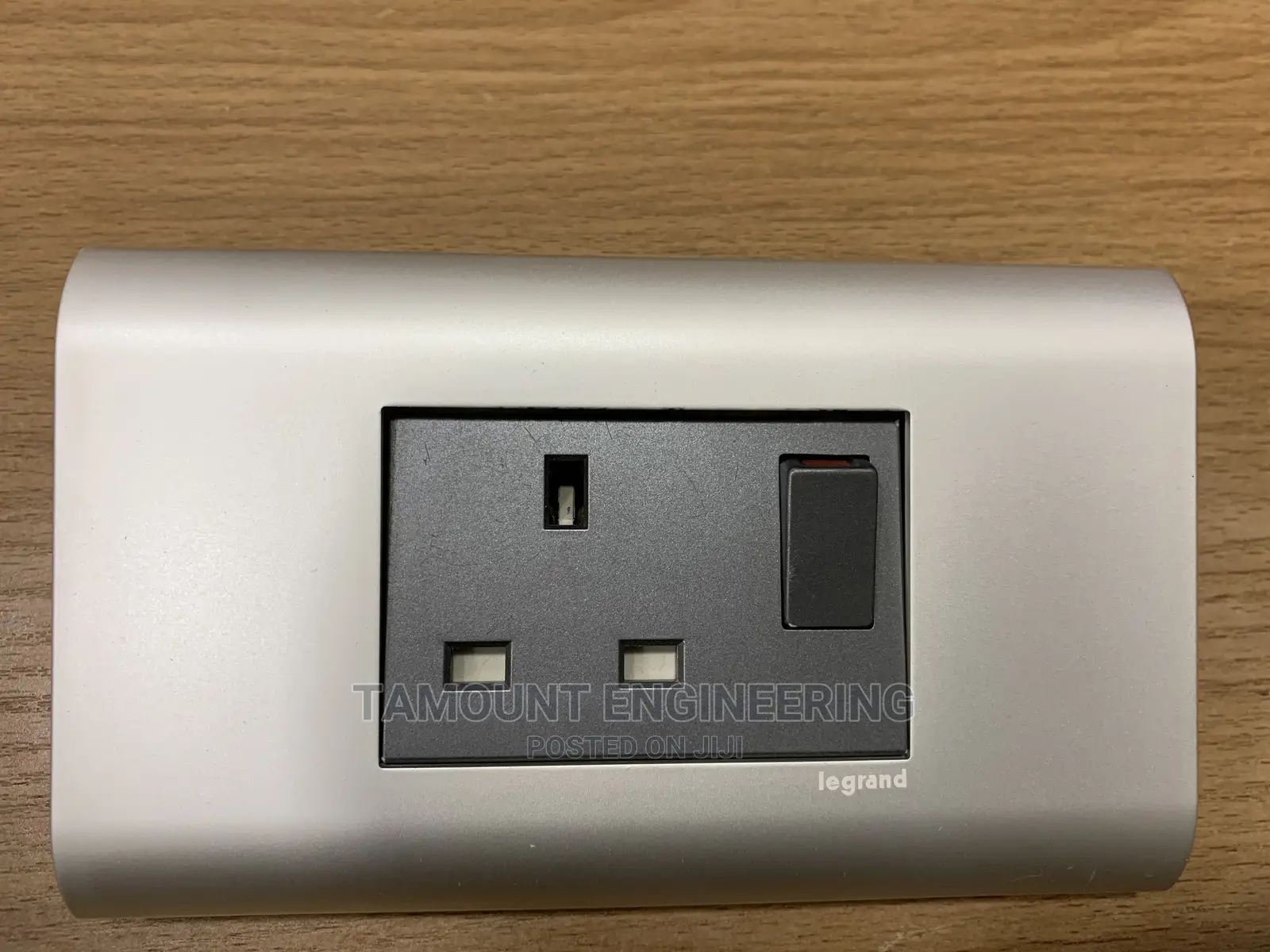 3 Module Socket Magnesium
