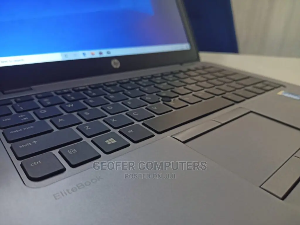 Laptop HP EliteBook 820 8GB Intel Core I5 HDD 500GB