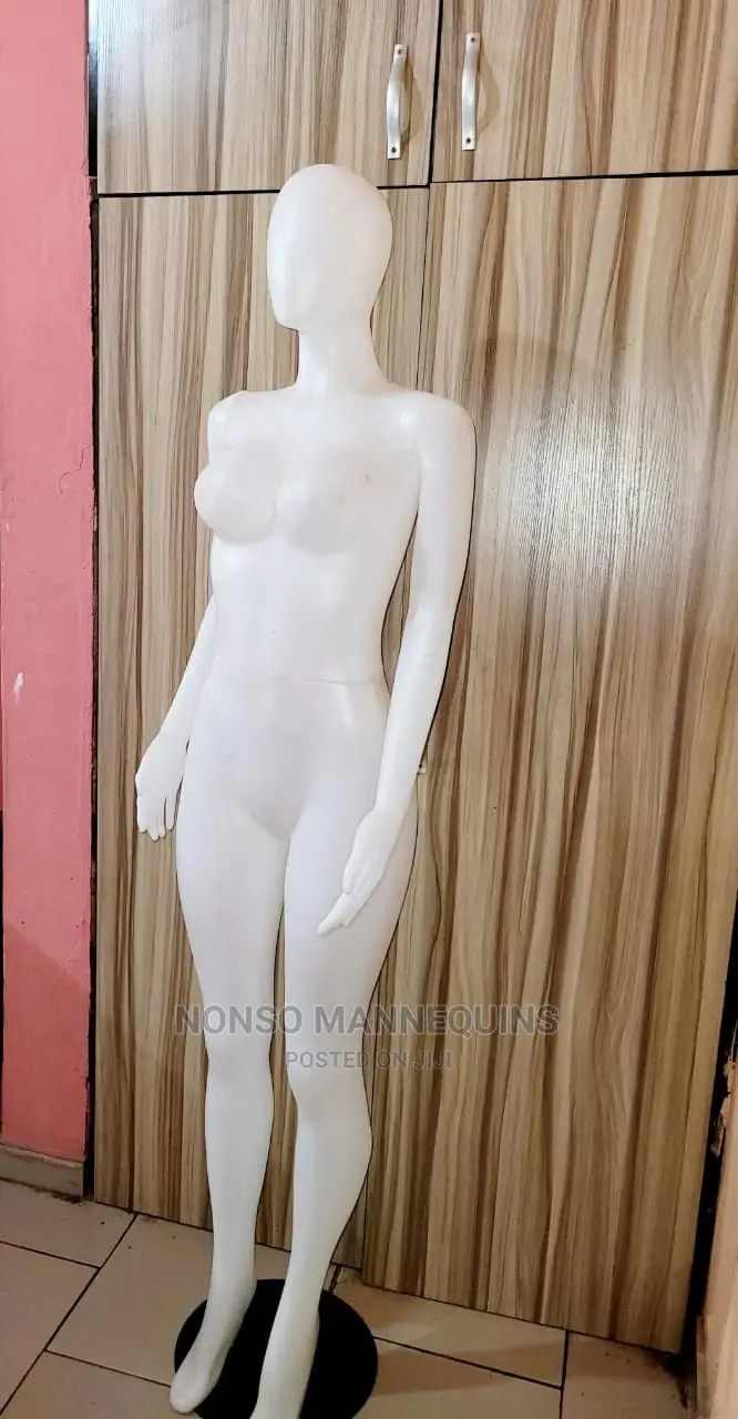 White Faceless/Detachable Plastic Size 10 Female Mannequin
