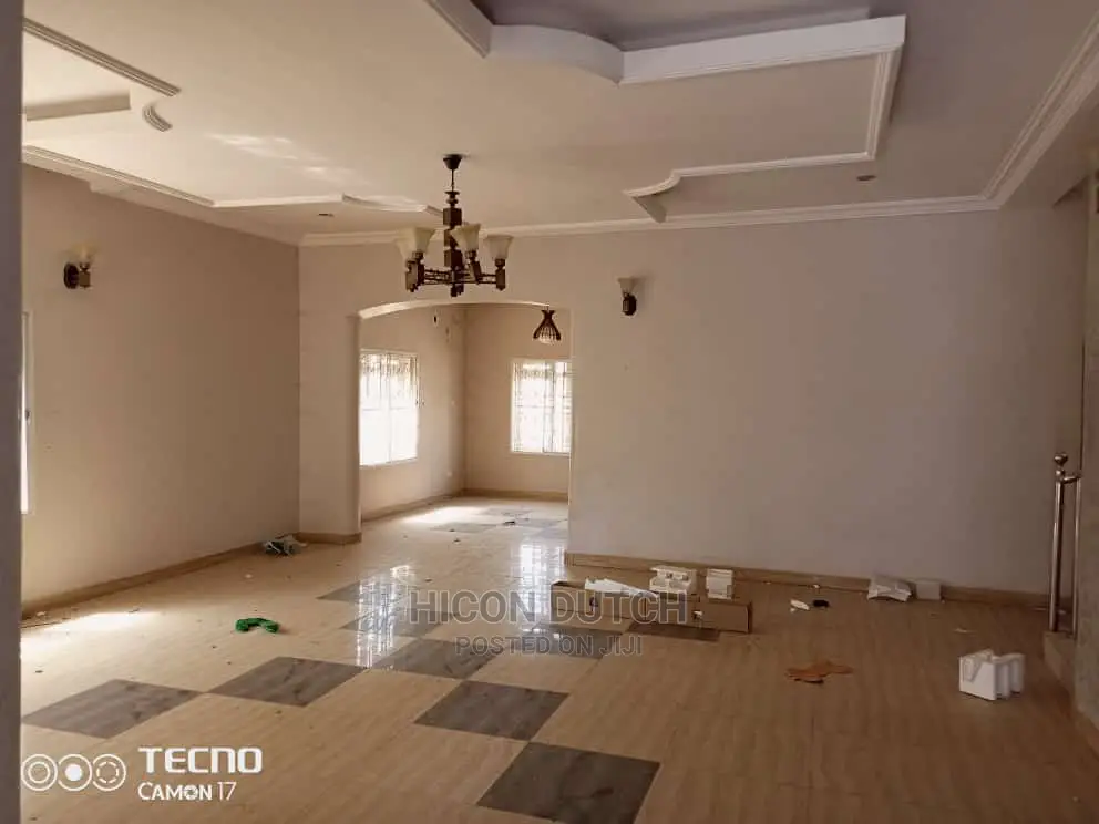 5bdrm Duplex in Gwarimpa Estate, Life Camp for rent